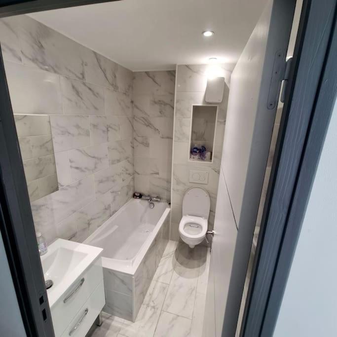 Maison 8 Couchages Avec Piscine Cons-Sainte-Colombe Extérieur photo